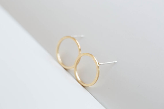 circle gold earrings
